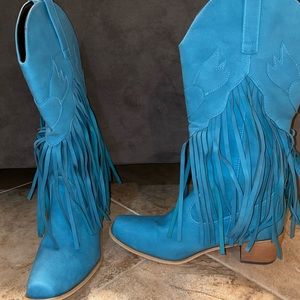Women’s Fringe cowboy boots